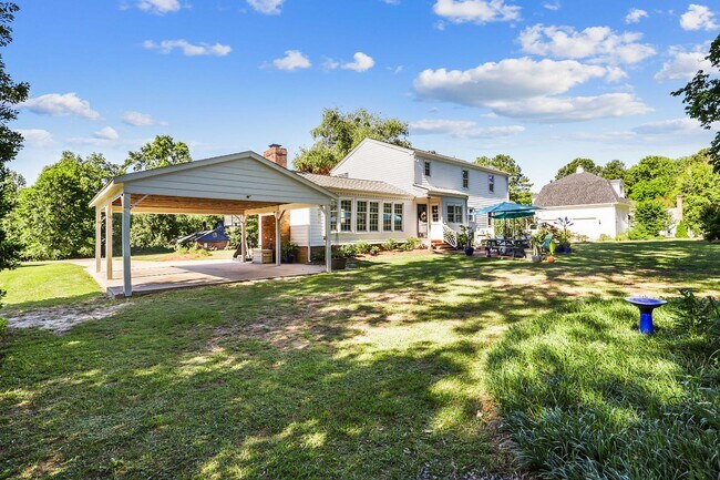 Building Photo - 206 Ramblewood Dr