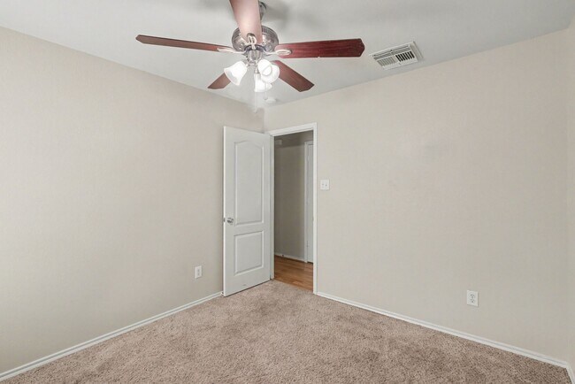 Building Photo - 11419 Flying Geese Ln