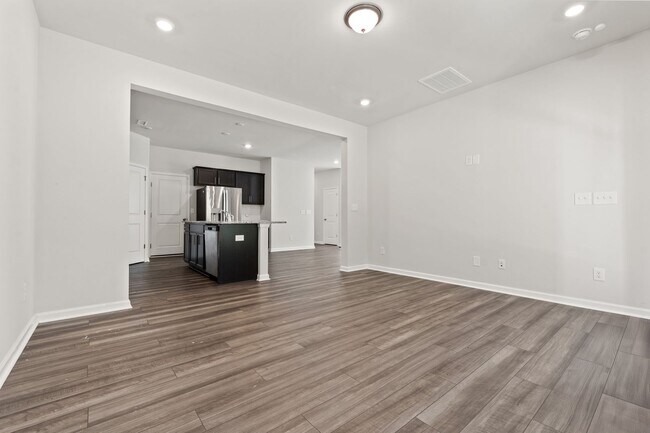 Building Photo - Beautiful 4-Bedroom Home Near Downtown Durham & RTP - **Internet Included!!**