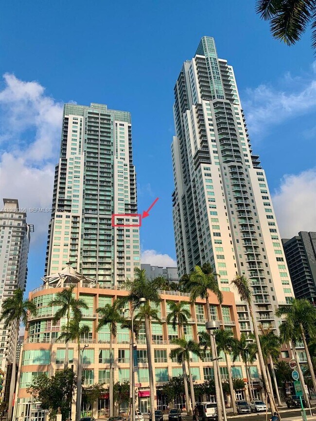 Building Photo - 253 NE 2nd St