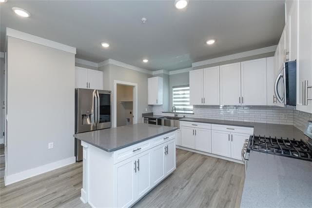 Building Photo - 3301 Wynwood Dr