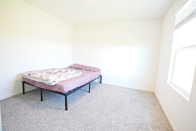 Building Photo - 2733 Berrywood Ln