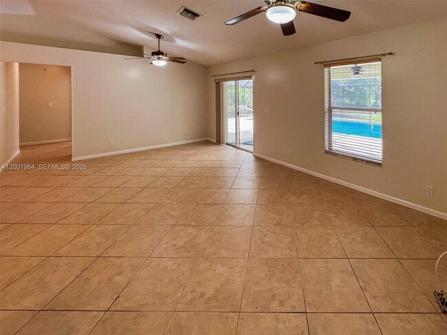 Building Photo - 16332 122nd Dr N