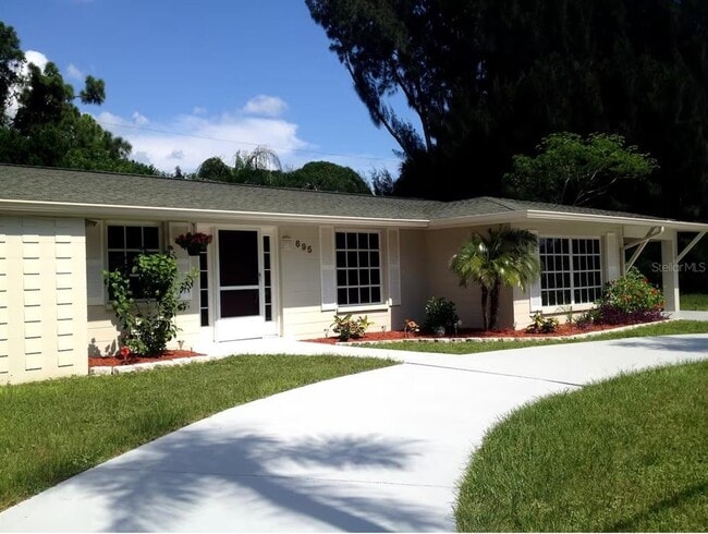 Primary Photo - 695 Alligator Dr