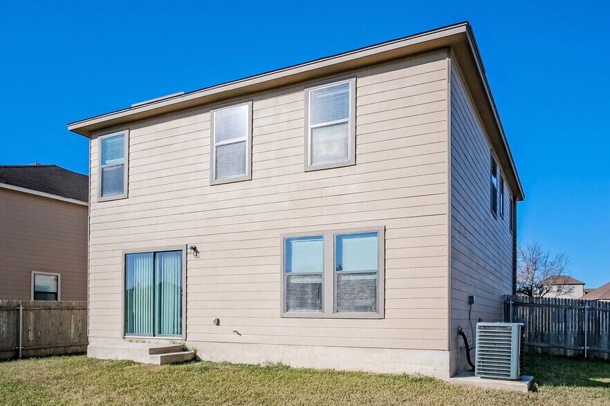 Building Photo - 250 Sheep Trail Dr