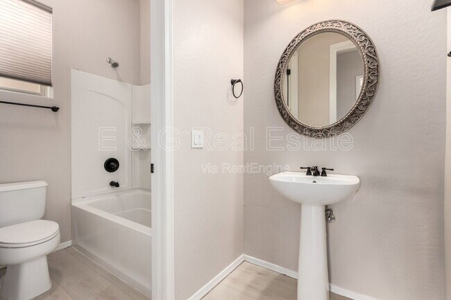 Building Photo - 4296 N 154th Ave