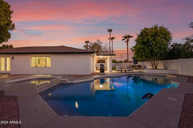 Building Photo - 15832 N 62nd Pl