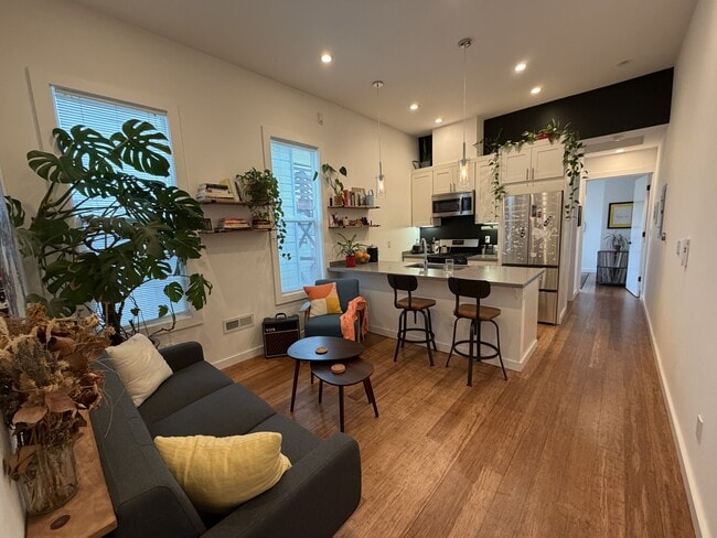 Building Photo - 1134 Foothill Blvd