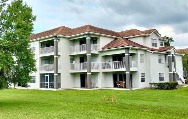 Building Photo - 14037 Fairway Island Dr