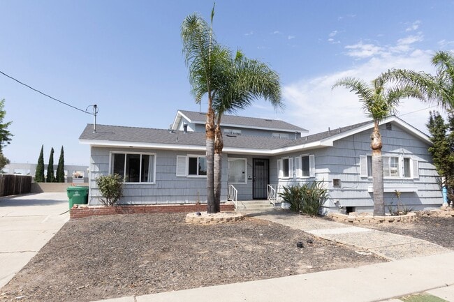 Building Photo - 5478 Mary Ln Dr