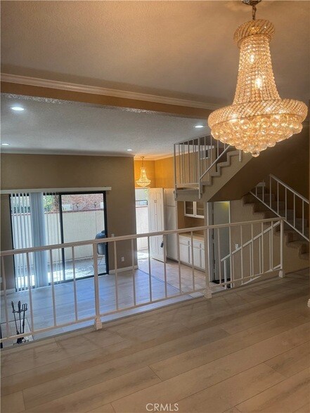 Building Photo - 10201 Mason Ave