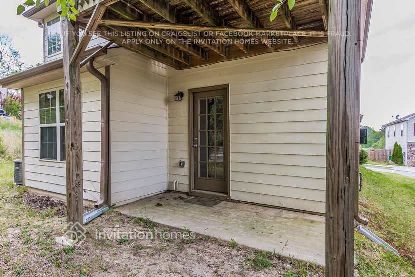 Building Photo - 123 Village Pkwy