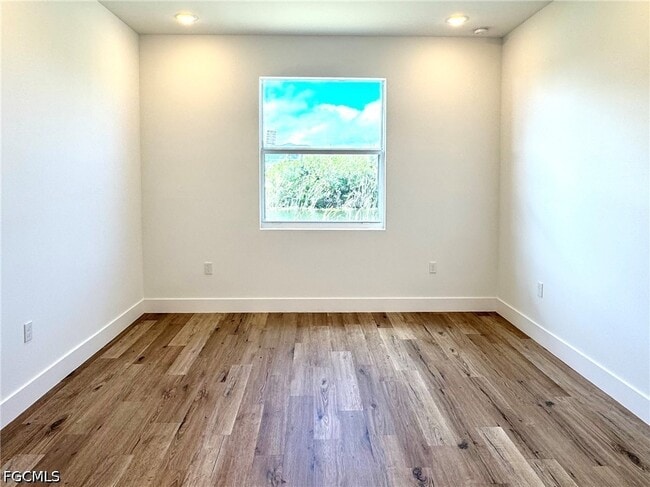 Building Photo - 2914 SW 5th St