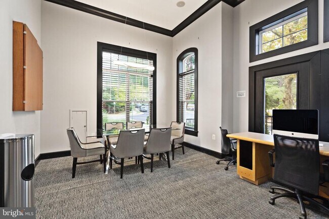 Building Photo - 3851 Aristotle Ct