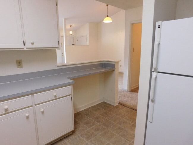 Building Photo - 7 Pillory Cir