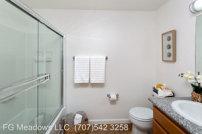Building Photo - 2 br, 2 bath Apartment - The Meadows at Fo...