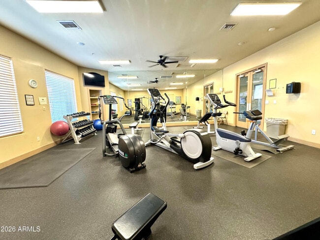 Building Photo - 14000 N 94th St