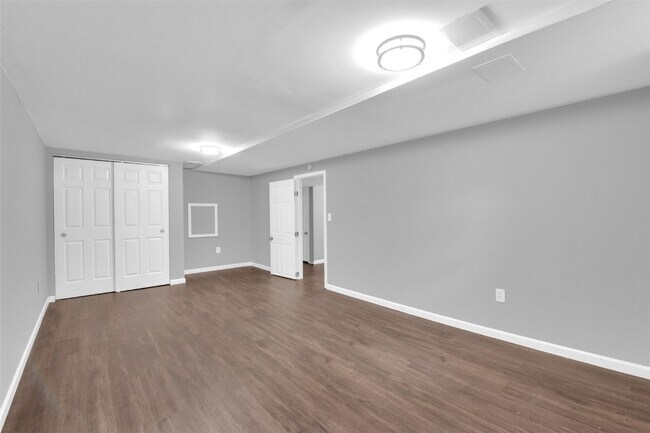 Building Photo - 13351 Hiddencrest Ln