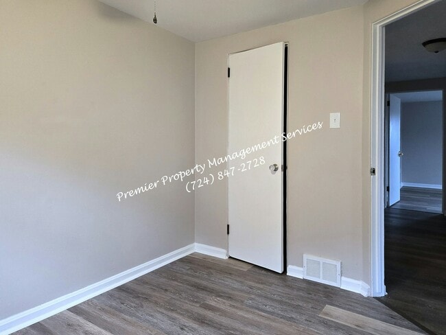 Building Photo - 3216 Brodhead Rd