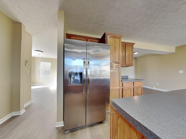 Building Photo - 1255 Arkansas Dr