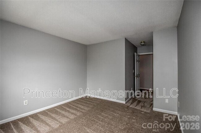 Building Photo - 126 Barnhardt Loop