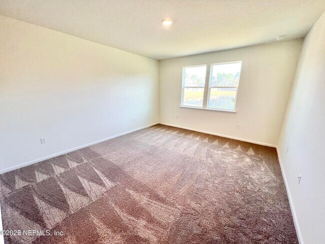 Building Photo - 12859 Logans Walk Ln
