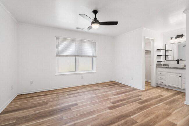 Building Photo - 1724 Placid Ct