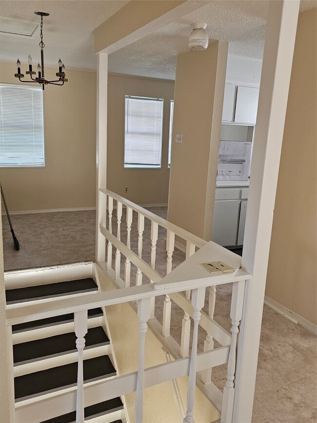 Building Photo - 5438 Kansas St
