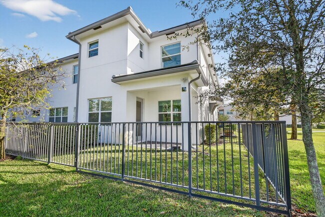 Building Photo - 4839 Navali Dr