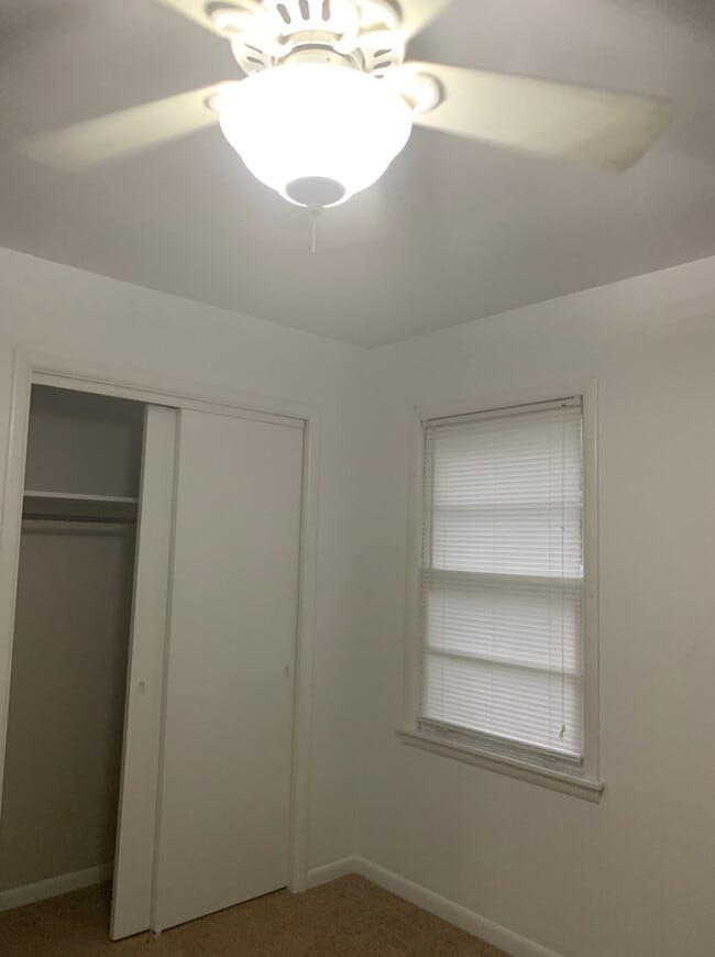 Building Photo - 1618 Hampton Rd NW