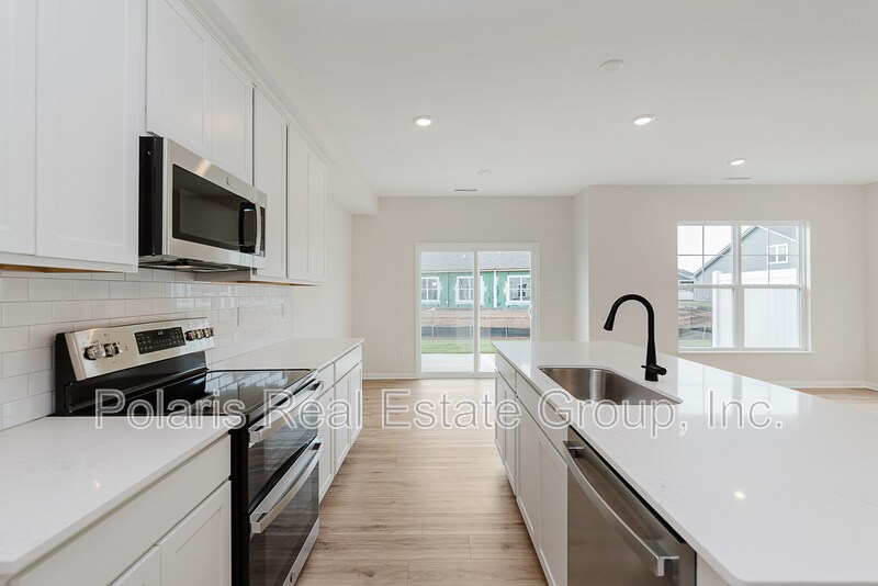 Building Photo - 12599 Cattle Rdg Dr