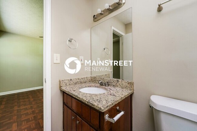 Building Photo - 3 Bedroom Pet-Friendly Home in Conyers, GA with Main Street Renewal