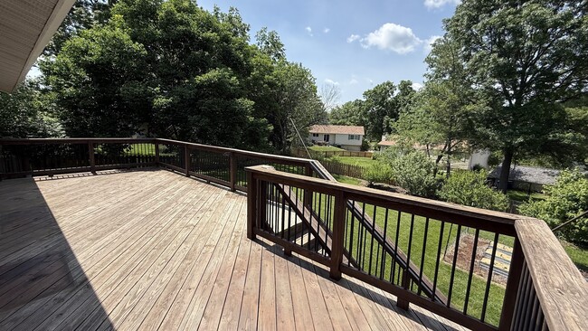 Building Photo - 647 Wynn Pl