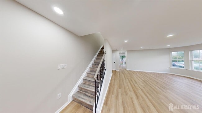 Building Photo - 2405 Timber Ridge Ct