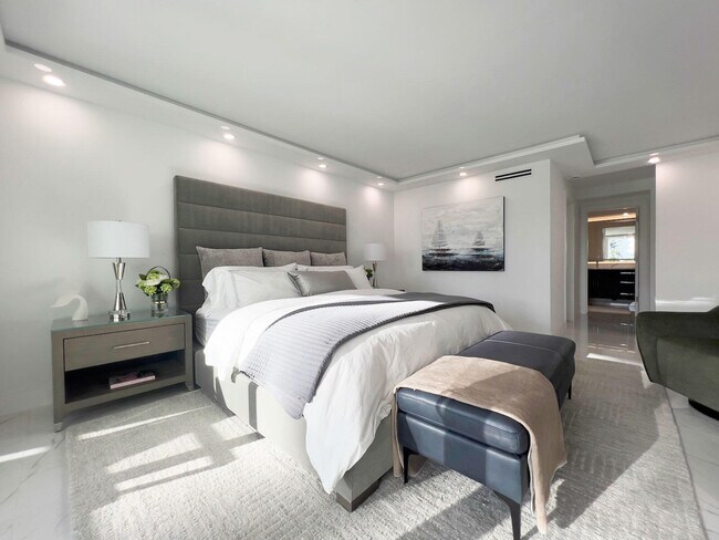 Building Photo - 3546 S Ocean Blvd