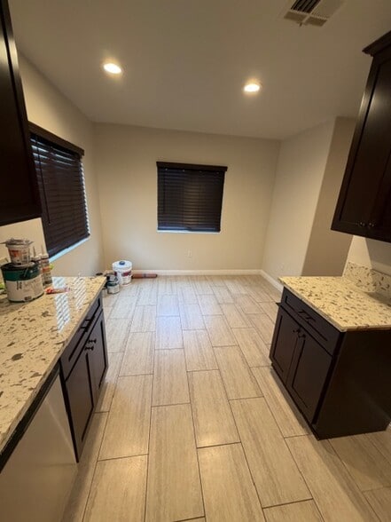 Dining Area - 9111 Dalton Ave