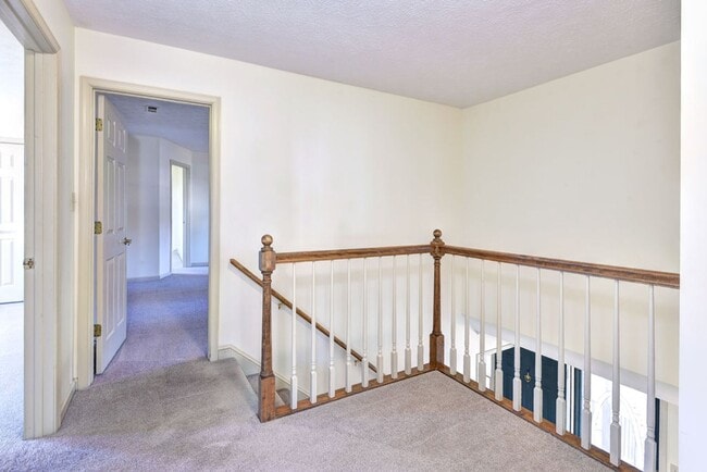 Building Photo - 411 Willards Way