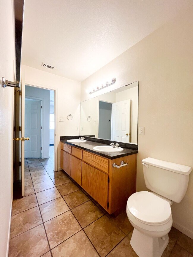 Building Photo - 3807 Wind Ct