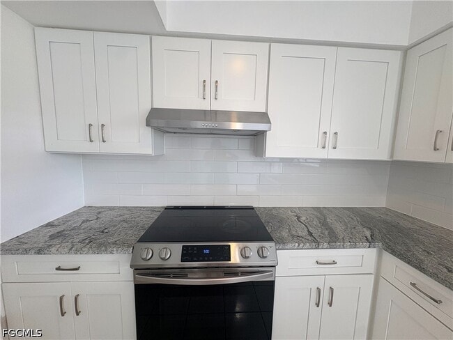 Building Photo - 436 Bayshore Dr