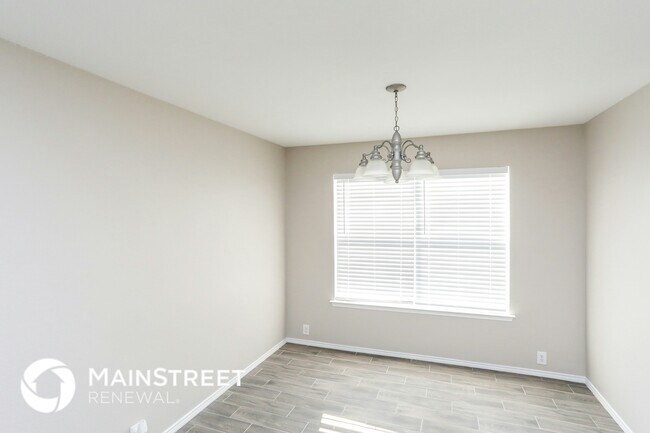 Building Photo - 707 River Run Dr
