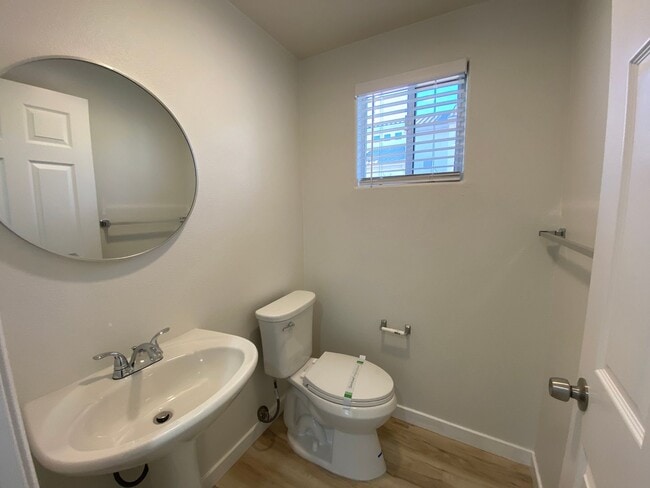 Building Photo - Beautiful Remodeled Home in Carlsbad Village!