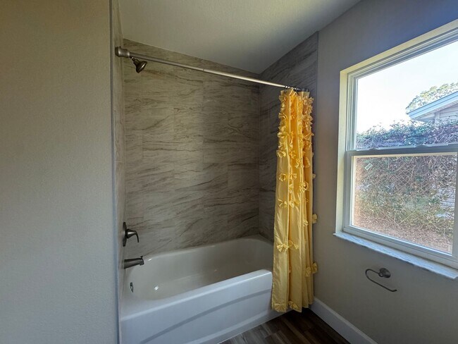 Building Photo - Brand New Home for Rent located in a quite setting