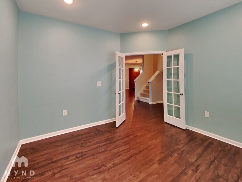 Building Photo - 2101 Attend Xing