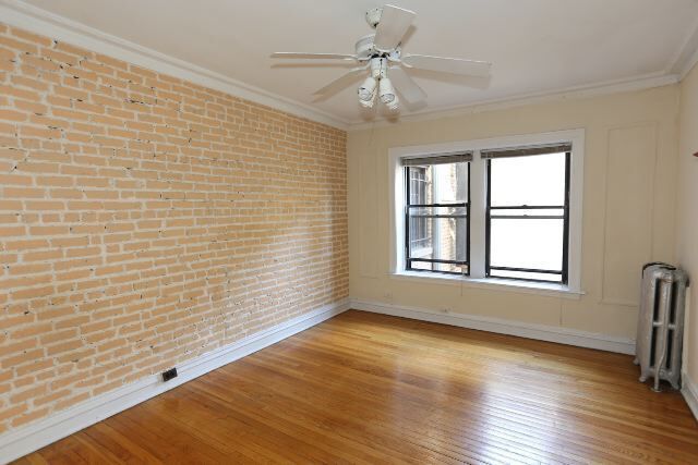 Building Photo - 1023 N Dearborn St