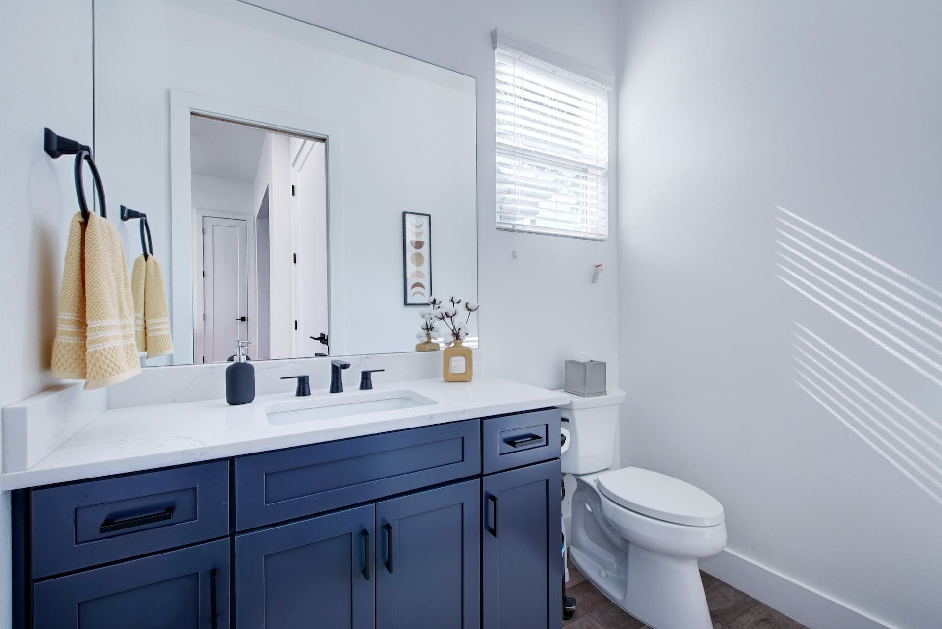 Half-bath downstairs - 413 W Odell St