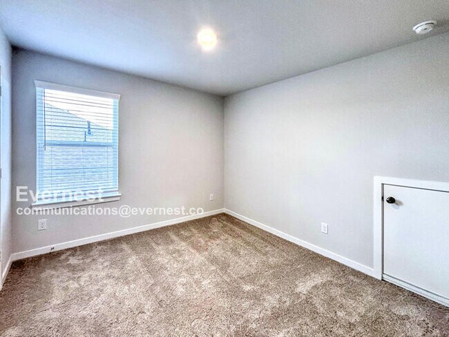Building Photo - 32506 Timber Point Dr