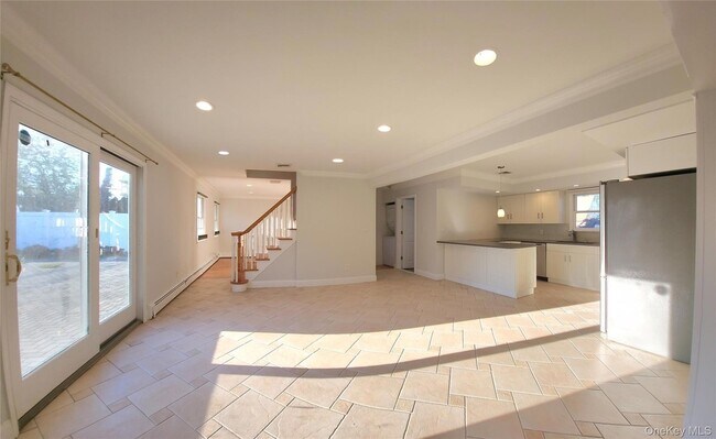 Building Photo - 34 Arch Ln