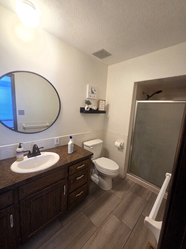 Building Photo - 3345 S Jefferson Ave