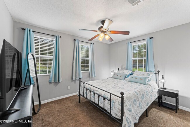 Building Photo - 1905 Niblick Dr