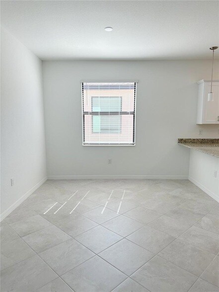 Building Photo - 1602 Saddlewood Cir